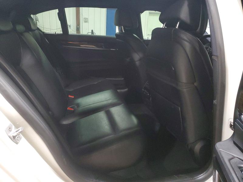 50419656 :رقم المزاد ، WBAYB6C5XFG299257 vin ، 2015 Bmw 750 مزاد بيع