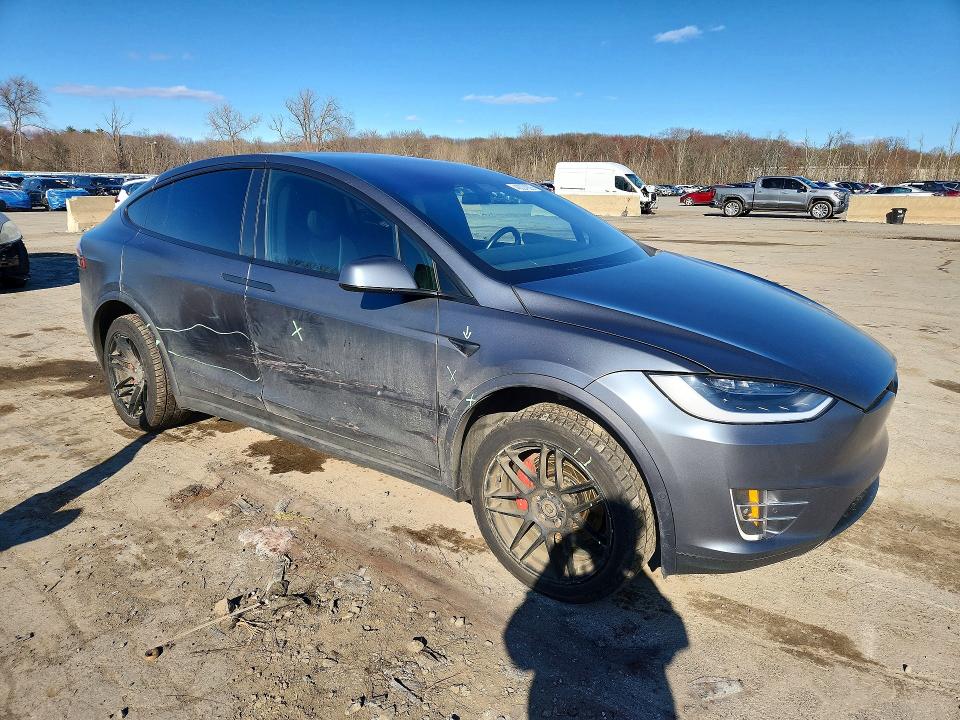Продаж на аукціоні авто 2019 Tesla Model X, vin: 5YJXCAE47KF154359, номер лоту: 48024926