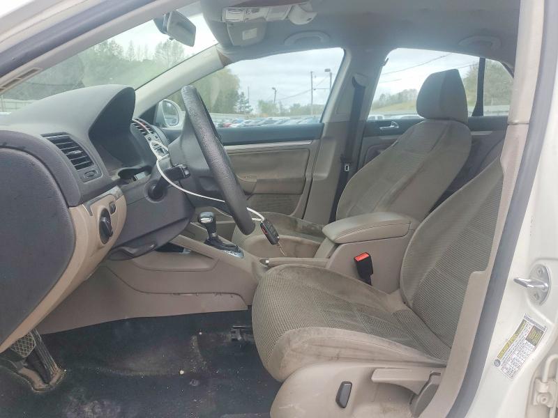 48422076 :رقم المزاد ، 3VWJX7AJ9AM032330 vin ، 2010 Volkswagen Jetta مزاد بيع