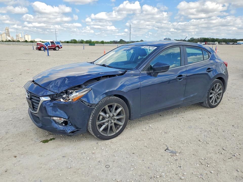 Aukcja sprzedaży 2018 Mazda 3, vin: 3MZBN1L39JM261323, numer aukcji: 49176216