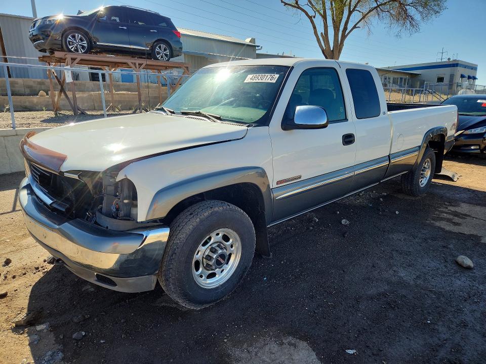 48930176 :رقم المزاد ، 1GTGK29U5YE180892 vin ، 2000 Gmc New Sierra مزاد بيع