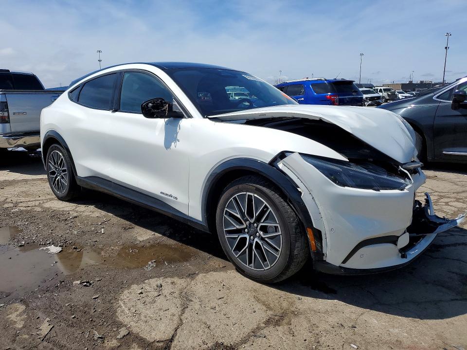 2024 Ford Mustang Mach-e მანქანა იყიდება აუქციონზე, vin: 3FMTK3S55RMA09008, აუქციონის ნომერი: 50116596
