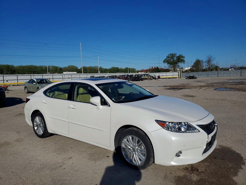 Продажа на аукционе авто 2015 Lexus Es, vin: JTHBK1GG0F2210802, номер лота: 51120826