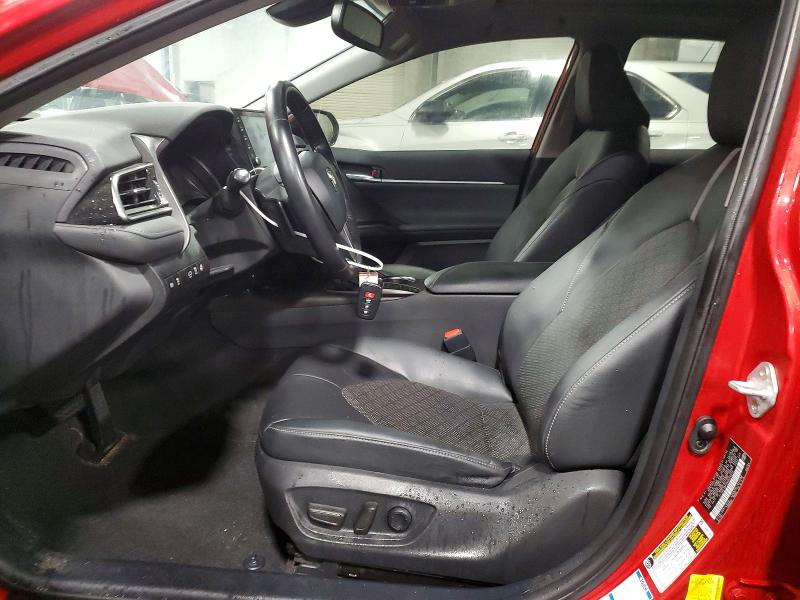 48700126 :رقم المزاد ، 4T1K61BK2NU056223 vin ، 2022 Toyota Camry مزاد بيع