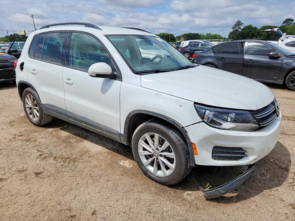 Продажа на аукционе авто 2015 Volkswagen Tiguan, vin: WVGAV7AX4FW604176, номер лота: 51654986