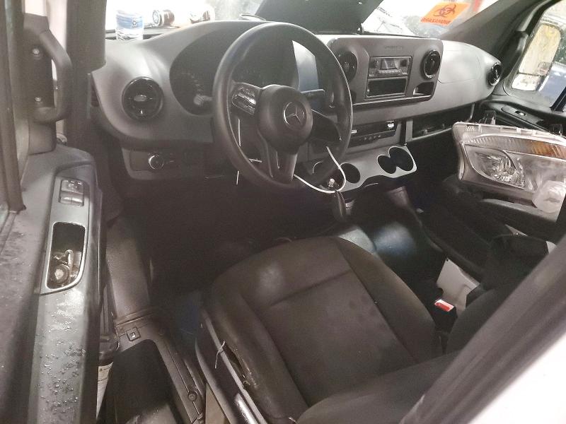 49774136 :رقم المزاد ، W1W40CHY3MT053619 vin ، 2021 Mercedes Benz Sprinter مزاد بيع