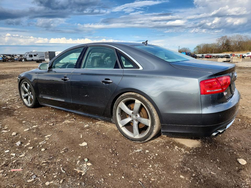 49652176 :رقم المزاد ، WAUD2AFD1EN002875 vin ، 2014 Audi S8 مزاد بيع