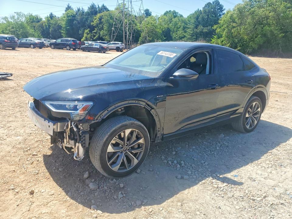 50743556 :رقم المزاد ، WA12AAGE2MB011941 vin ، 2021 Audi E-tron مزاد بيع