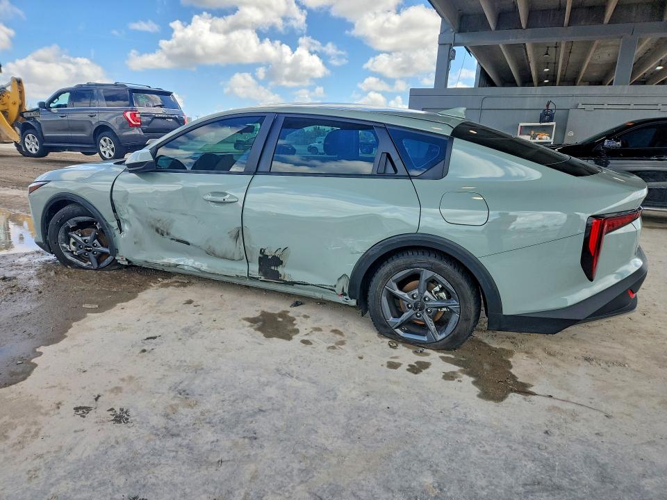 48747186 :رقم المزاد ، 3KPFT4DE5SE186143 vin ، 2025 Kia K4 مزاد بيع