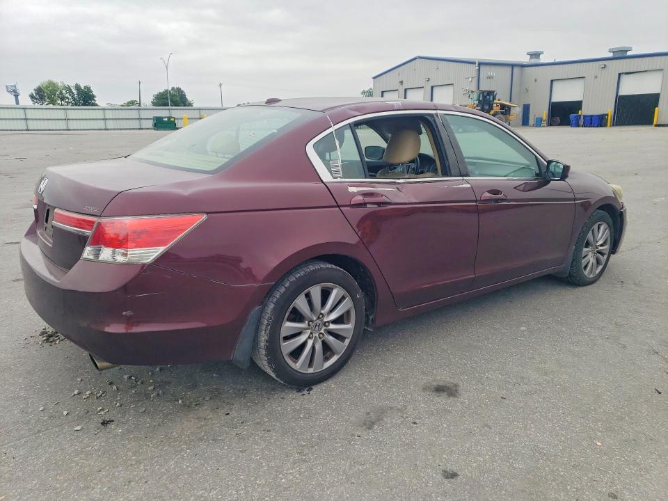 2011 Honda Accord მანქანა იყიდება აუქციონზე, vin: 1HGCP2F89BA080463, აუქციონის ნომერი: 51239636