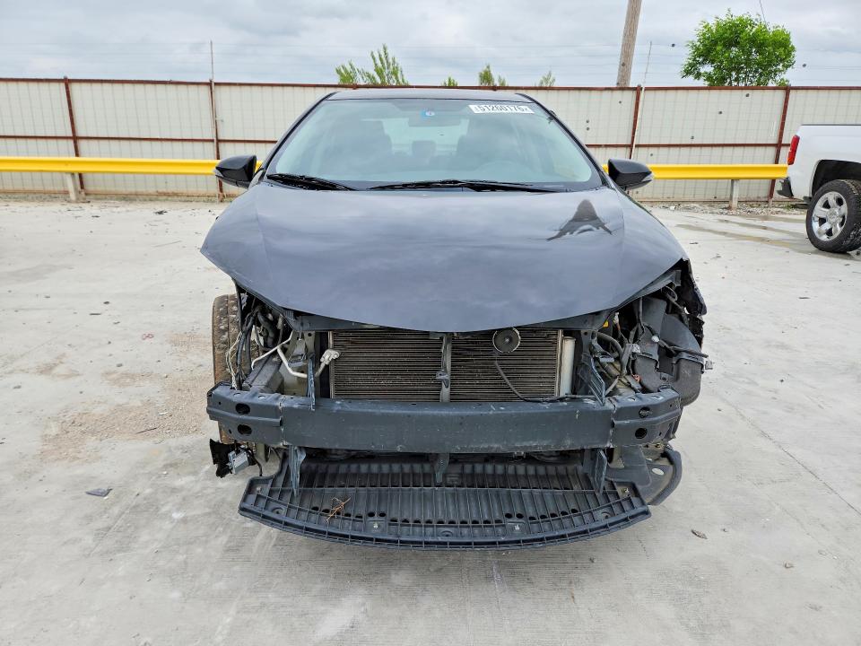 51260176 :رقم المزاد ، 5YFBURHEXFP209441 vin ، 2015 Toyota Corolla مزاد بيع