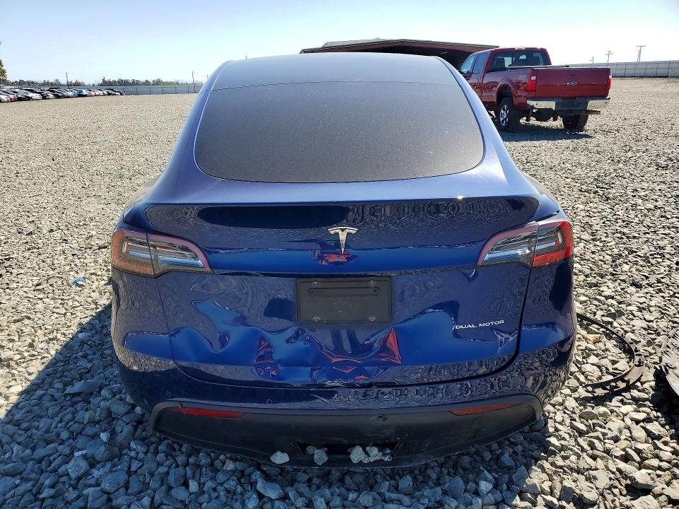 48806486 :رقم المزاد ، 5YJYGAEE0MF216852 vin ، 2021 Tesla Model Y مزاد بيع