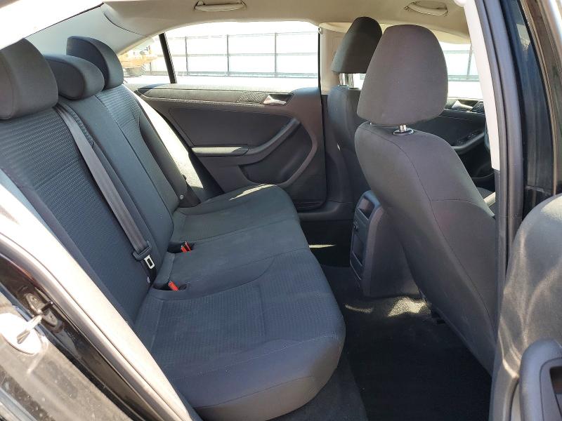 47664536 :رقم المزاد ، 3VW1K7AJ2FM232309 vin ، 2015 Volkswagen Jetta مزاد بيع
