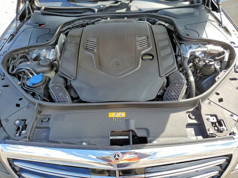 52120906 :رقم المزاد ، WDDUG8DB2JA419427 vin ، 2018 Mercedes-benz S مزاد بيع