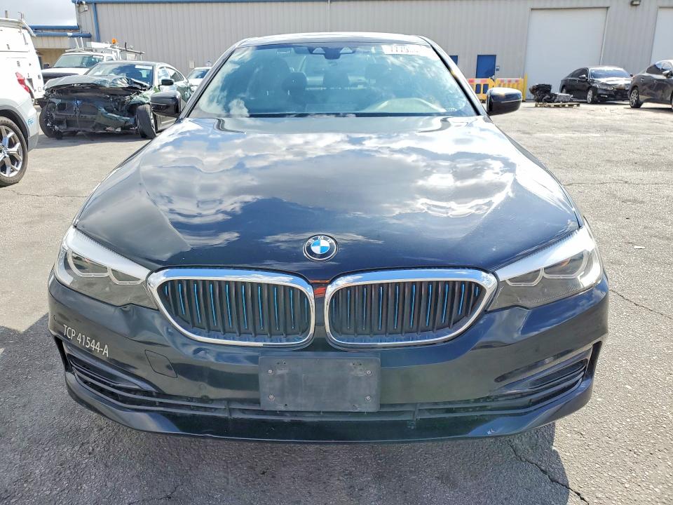 Продажа на аукционе авто 2019 Bmw 530e, vin: WBAJA9C53KB393607, номер лота: 77793485