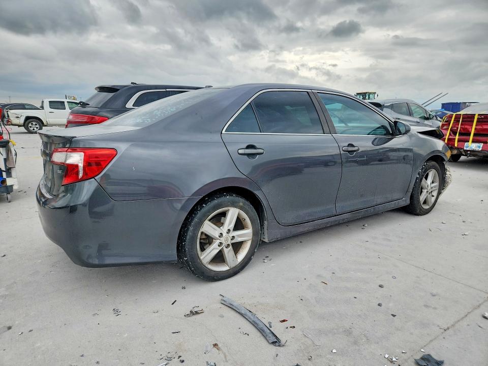 50247416 :رقم المزاد ، 4T1BF1FK7CU079178 vin ، 2012 Toyota Camry مزاد بيع