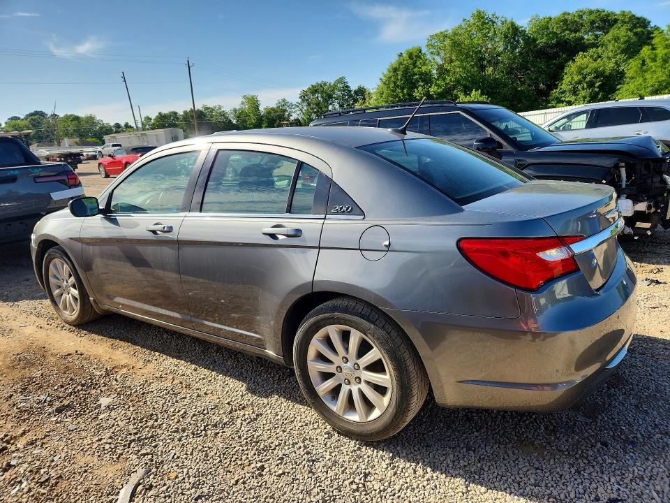 50398426 :رقم المزاد ، 1C3CCBBB1DN600019 vin ، 2013 Chrysler 200 مزاد بيع