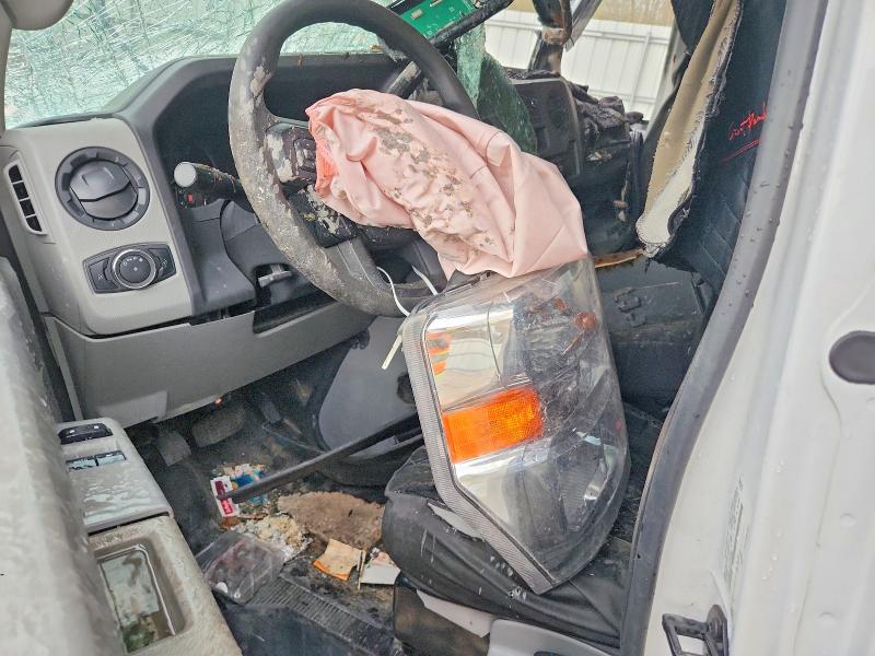 49791336 :رقم المزاد ، 1FDXE4FNXRDD13763 vin ، 2024 Ford Econoline مزاد بيع