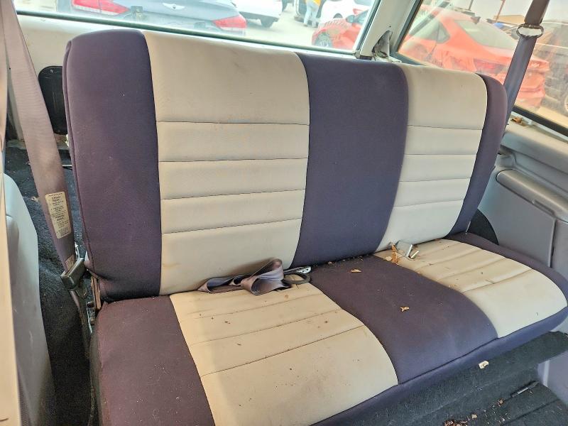 1996 Ford Bronco მანქანა იყიდება აუქციონზე, vin: 1FMEU15H3TLA70086, აუქციონის ნომერი: 50019316