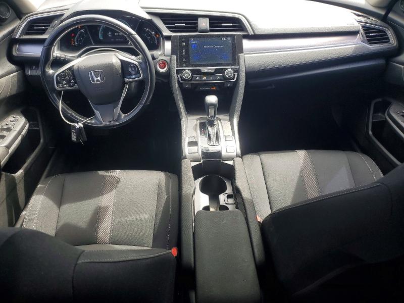50788566 :رقم المزاد ، JHMFC1F33JX015768 vin ، 2018 Honda Civic مزاد بيع