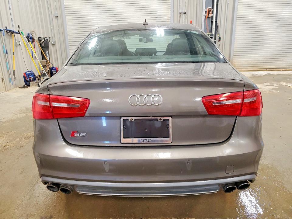 49286846 :رقم المزاد ، WAUJ2BFC2DN103468 vin ، 2013 Audi S6 مزاد بيع