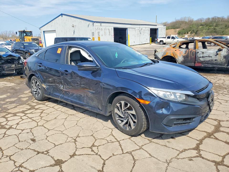 Продаж на аукціоні авто 2017 Honda Civic, vin: 19XFC2F70HE001542, номер лоту: 49753086