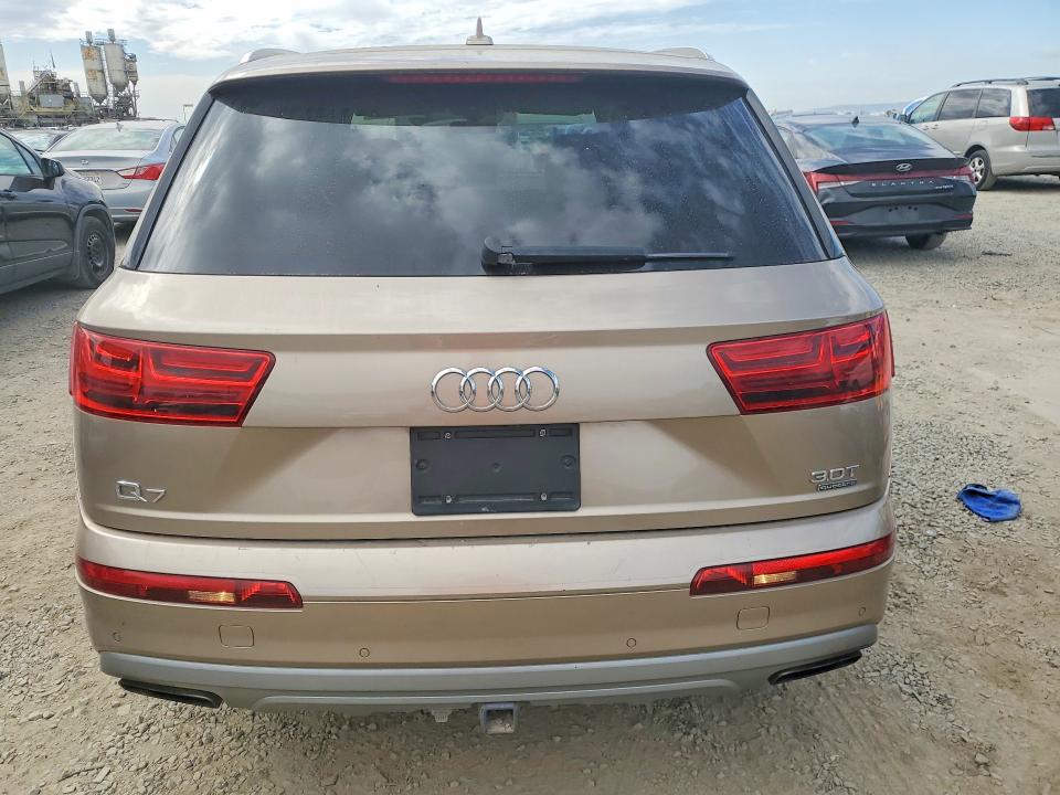 2018 Audi Q7 მანქანა იყიდება აუქციონზე, vin: WA1LAAF78JD020053, აუქციონის ნომერი: 48956376