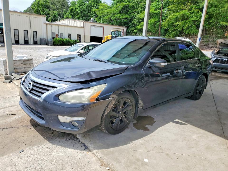 Продажа на аукционе авто 2015 Nissan Altima, vin: 1N4AL3AP8FC175568, номер лота: 51879106