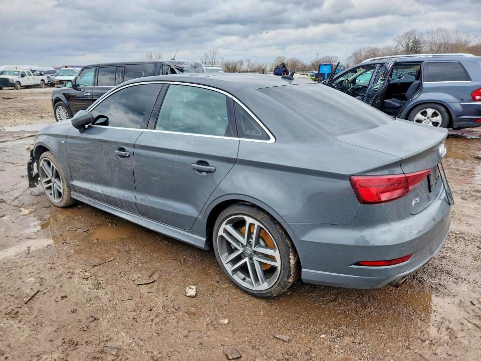 Продаж на аукціоні авто 2019 Audi A3, vin: WAUJEGFFXK1022446, номер лоту: 48330346