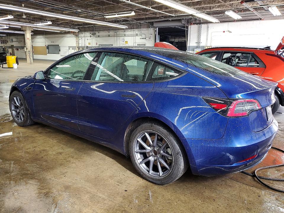 2022 Tesla Model 3 მანქანა იყიდება აუქციონზე, vin: 5YJ3E1EA8NF288008, აუქციონის ნომერი: 49707696