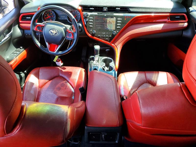 49763196 :رقم المزاد ، 4T1BZ1HKXKU029927 vin ، 2019 Toyota Camry مزاد بيع