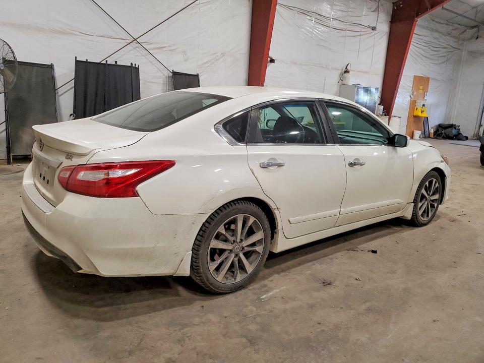 2016 Nissan Altima მანქანა იყიდება აუქციონზე, vin: 1N4AL3AP6GC197926, აუქციონის ნომერი: 50228756