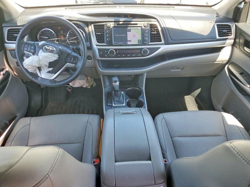 52089456 :رقم المزاد ، 5TDKKRFH3GS163656 vin ، 2016 Toyota Highlander مزاد بيع