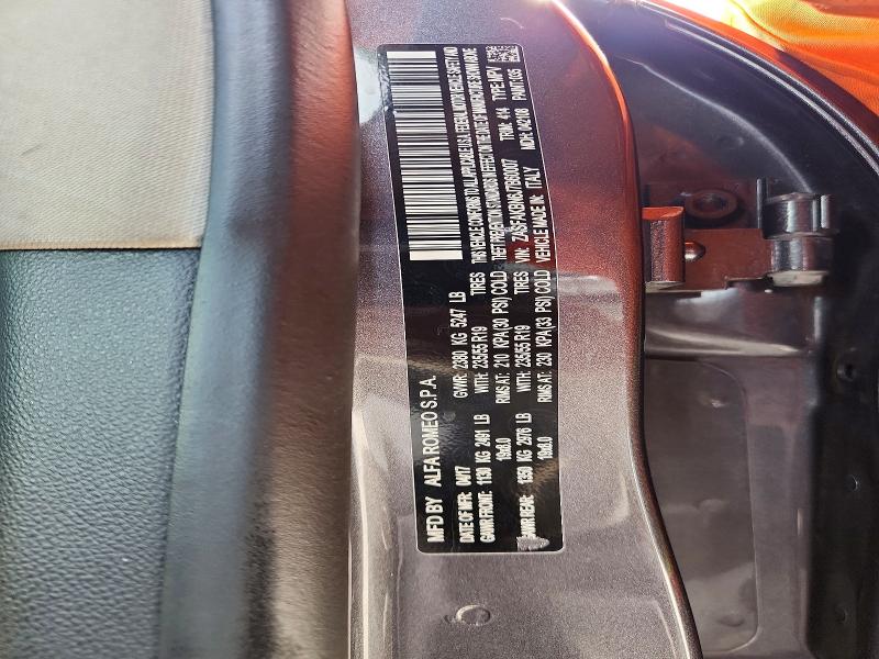 Продаж на аукціоні авто 2018 Alfa Romeo Stelvio, vin: ZASFAKBN6J7B60007, номер лоту: 49782486