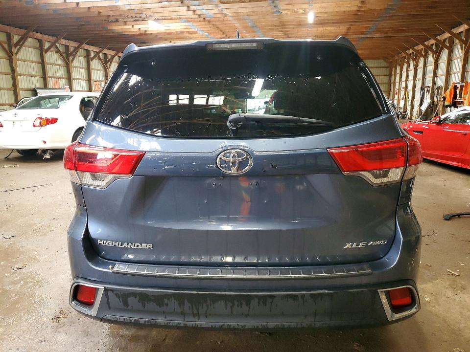 Продаж на аукціоні авто 2017 Toyota Highlander, vin: 5TDJZRFH1HS514377, номер лоту: 50228106