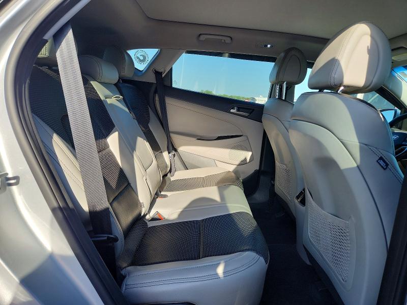 Продажа на аукционе авто 2018 Hyundai Tucson, vin: KM8J33A2XJU680265, номер лота: 50621476
