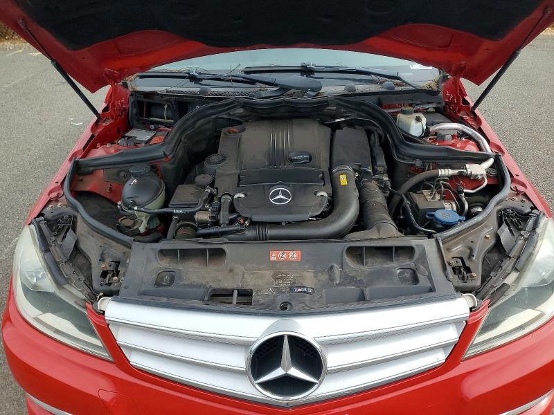 Aukcja sprzedaży 2013 Mercedes-benz C250, vin: WDDGF4HB5DA781047, numer aukcji: 49964476