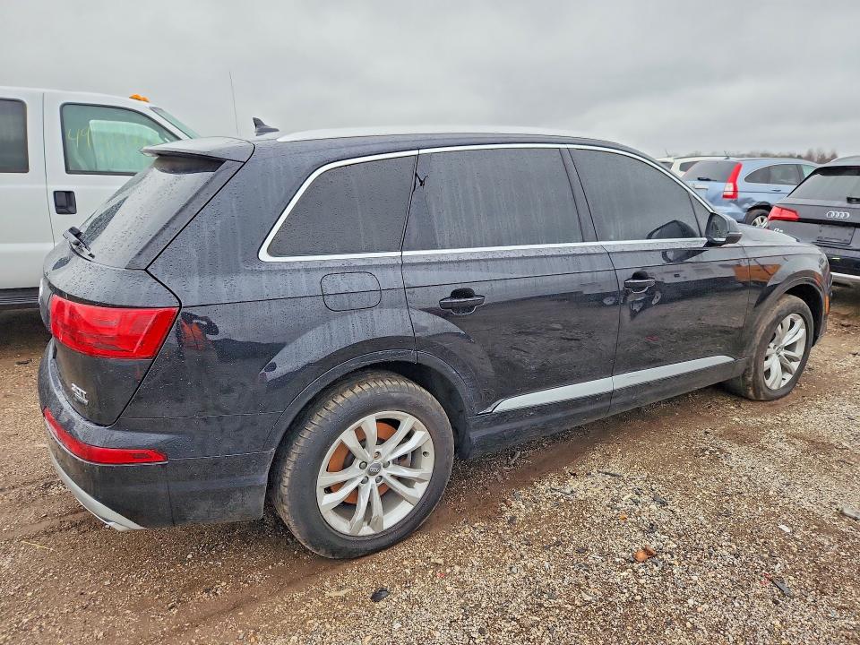 2017 Audi Q7 მანქანა იყიდება აუქციონზე, vin: WA1LAAF73HD059417, აუქციონის ნომერი: 49572356