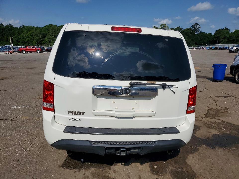 50110556 :رقم المزاد ، 5FNYF3H25FB008162 vin ، 2015 Honda Pilot مزاد بيع