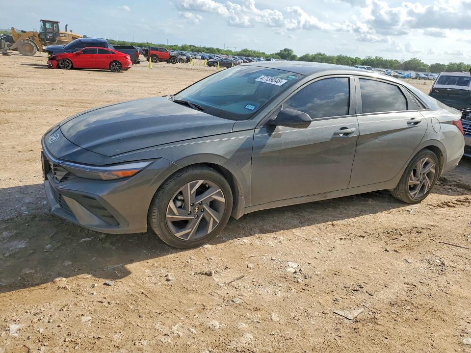 2025 Hyundai Elantra მანქანა იყიდება აუქციონზე, vin: KMHLM4DGXSU986113, აუქციონის ნომერი: 47139046