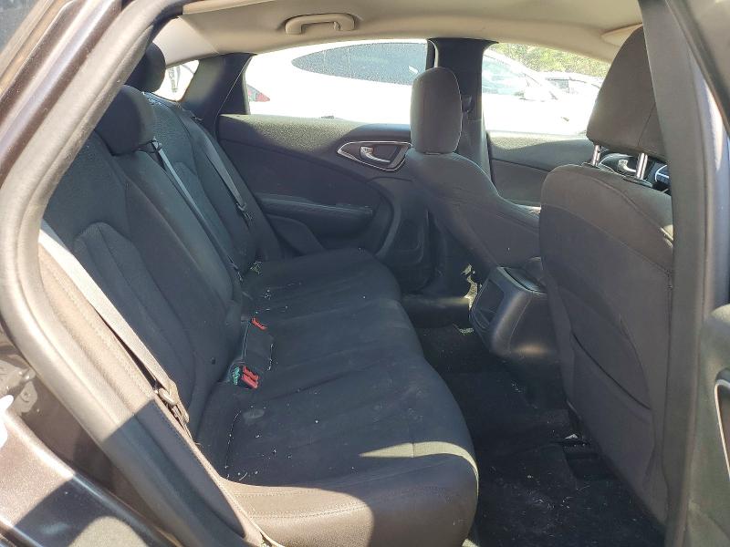 50311546 :رقم المزاد ، 1C3CCCABXFN709072 vin ، 2015 Chrysler 200 مزاد بيع