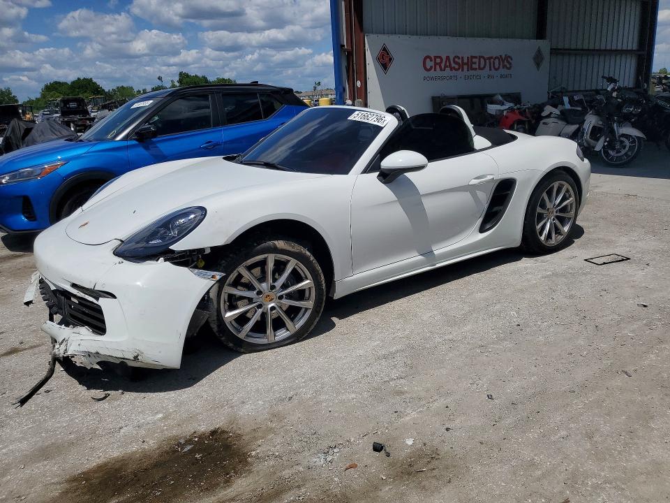 51662796 :رقم المزاد ، WP0CA2A88HS220979 vin ، 2017 Porsche Boxster مزاد بيع