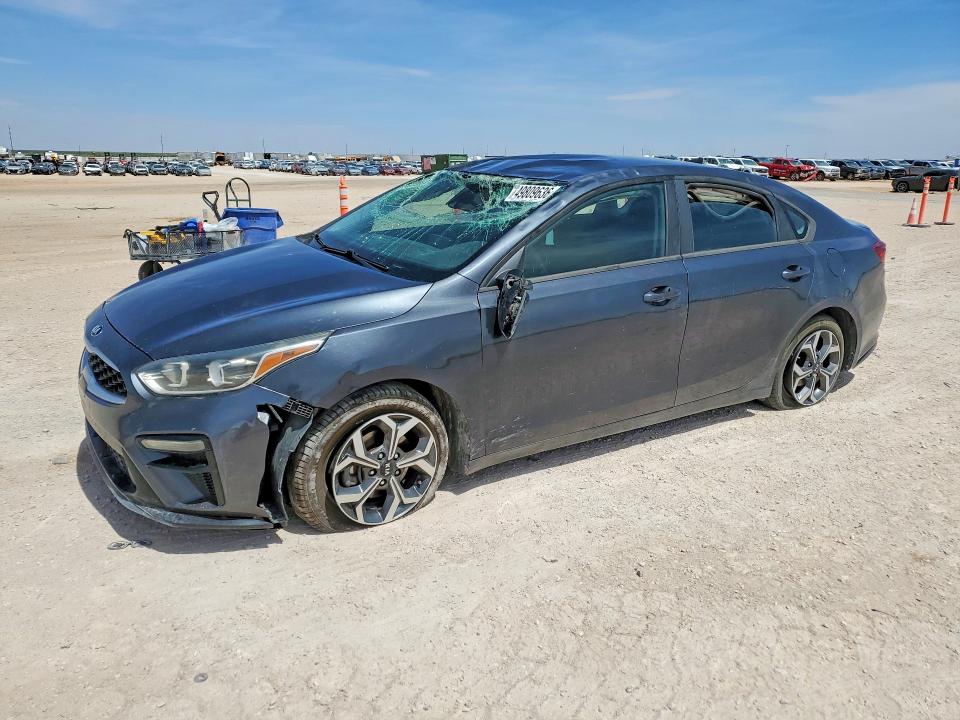 2020 Kia Forte მანქანა იყიდება აუქციონზე, vin: 3KPF24AD3LE231337, აუქციონის ნომერი: 49809636