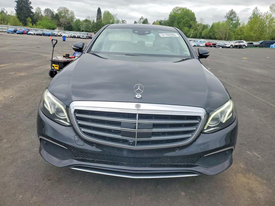 Продажа на аукционе авто 2017 Mercedes-benz E, vin: WDDZF4KBXHA226909, номер лота: 51192886