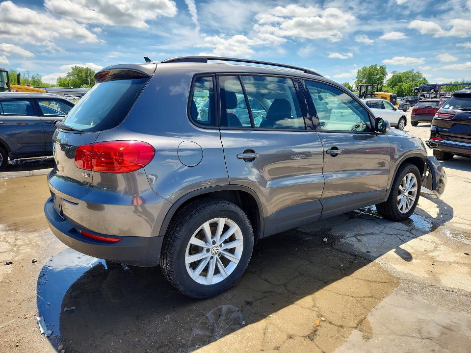 Aukcja sprzedaży 2018 Volkswagen Tiguan Limited, vin: WVGAV7AX1JK000326, numer aukcji: 51502906
