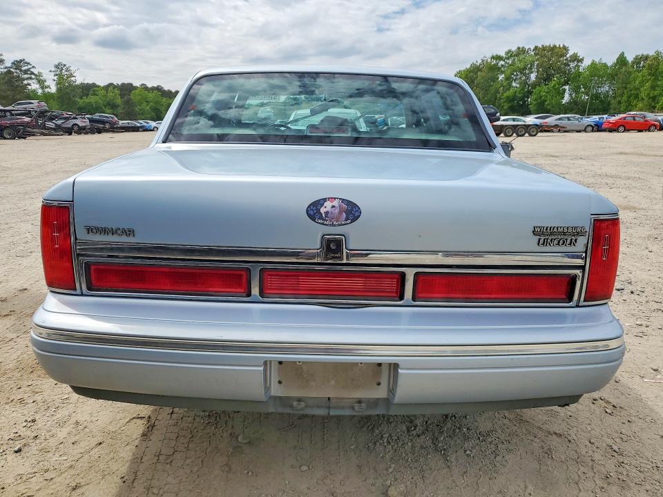 51442426 :رقم المزاد ، 1LNLM82W5VY678345 vin ، 1997 Lincoln Town Car مزاد بيع