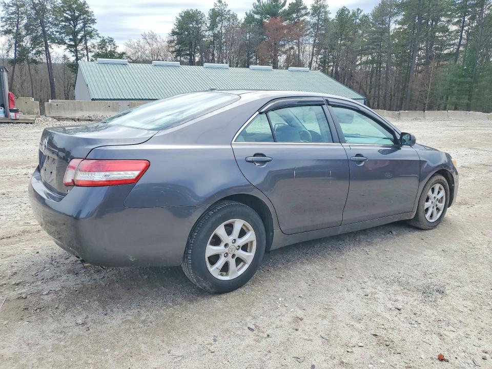 48989636 :رقم المزاد ، 4T4BF3EK9BR098462 vin ، 2011 Toyota Camry مزاد بيع