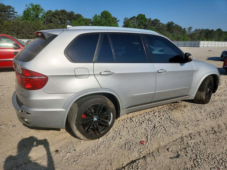 49442806 :رقم المزاد ، 5UXZV4C59BL402512 vin ، 2011 Bmw X5 مزاد بيع