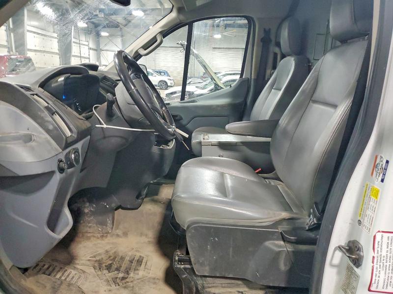 50060966 :رقم المزاد ، 1FTYR1YM8HKB33224 vin ، 2017 Ford Transit مزاد بيع