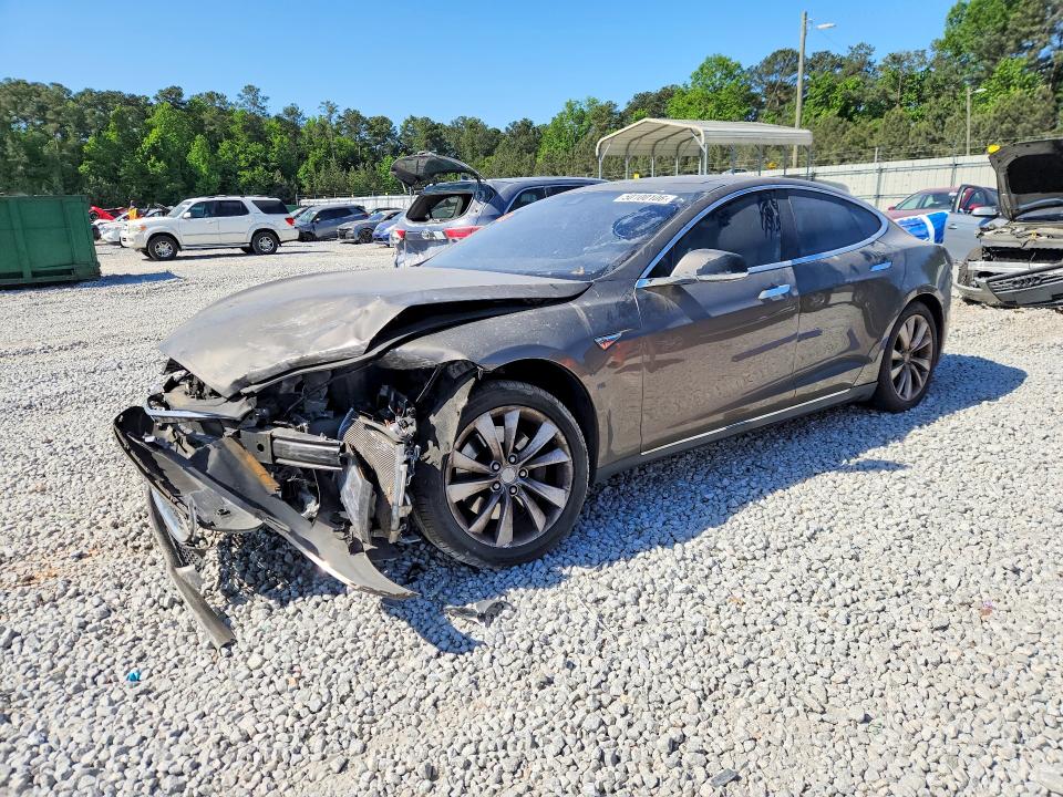 2015 Tesla Model S მანქანა იყიდება აუქციონზე, vin: 5YJSA1H18FF099122, აუქციონის ნომერი: 50100106
